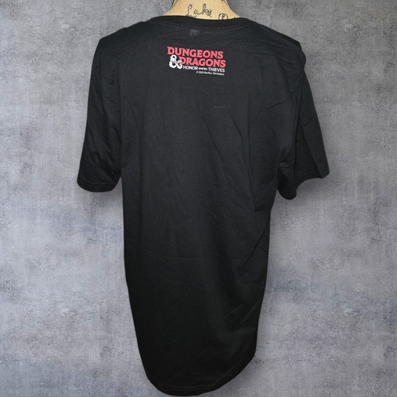 Dungeons & Dragons: NEW Honor Among Thieves Steel Ampersand Movie Merch tee XL - Picture 3 of 5